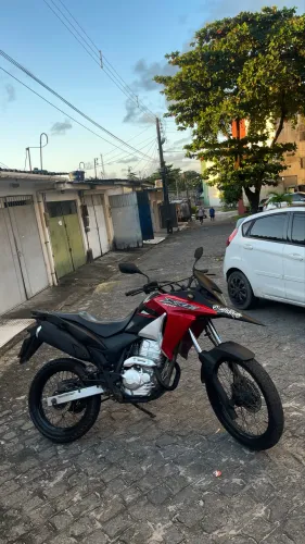 Xre 300 / ou troca em 160
