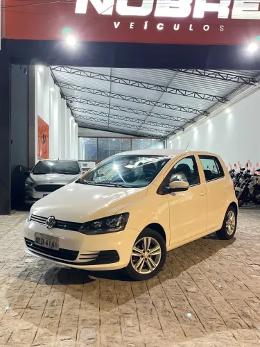 Volkswagen Fox Trendline 1.6 Flex 8V 5P 2016