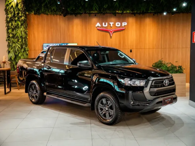 Toyota Hilux CD 4X4 2.8 Diesel Aut. 2025