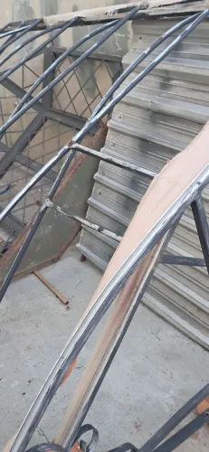 Vendo Estrutura de toldo usado em bom estado.
