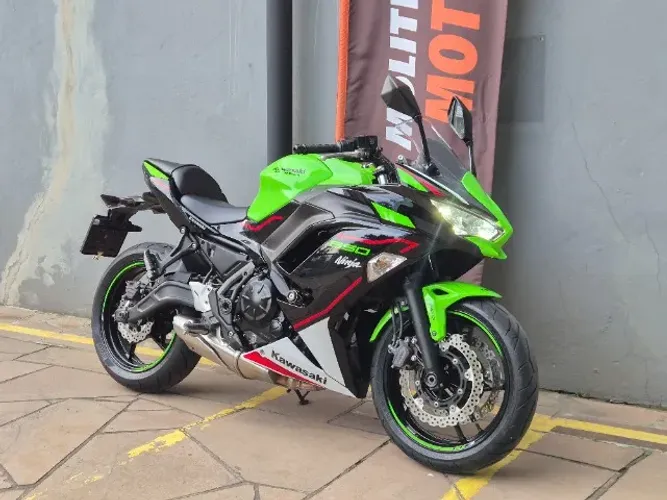 Kawasaki Ninja 650 KRT