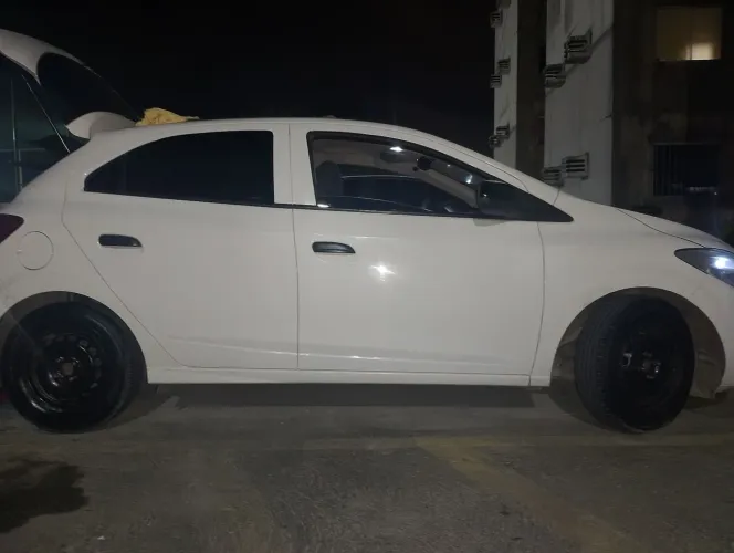 Chevrolet Onix JOY Hatch 1.0 8V Flex Mec. 4P 2018