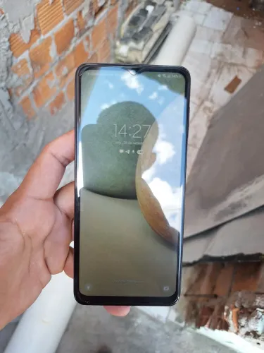 Samsung galaxy a12 (leia a descrição)