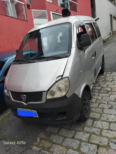 Hafei Towner Passageiro 1.0 8V 48cv 7L 5P 2010