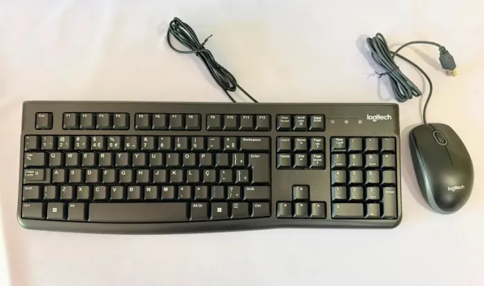 Kit Teclado e Mouse Logitech MK120 USB Original - Usado