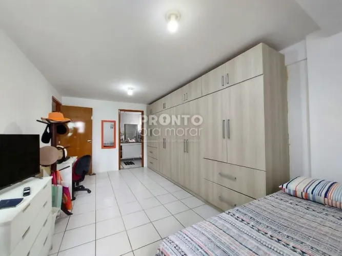 Apartamento com 4 quartos em Pina
