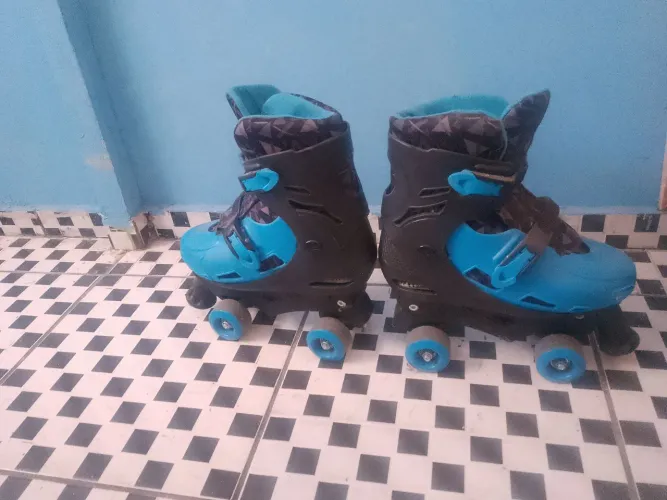 Patins masculino ajustavel tamanho 37 38 39 e 40 