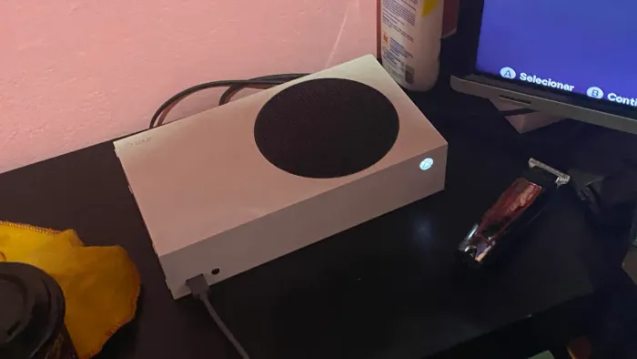 Xbox series s novo com a caixa