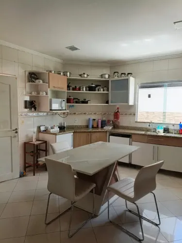 CASA DUPLEX DE ALTO PADRÃO COM ENERGIA SOLAR  / PARA FINS COMERCIAIS