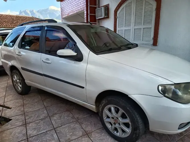 Fiat Palio Weekend HLX 1.8 MPI Flex 4P 2007