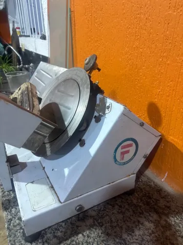 Máquina fatiadora filizolla
