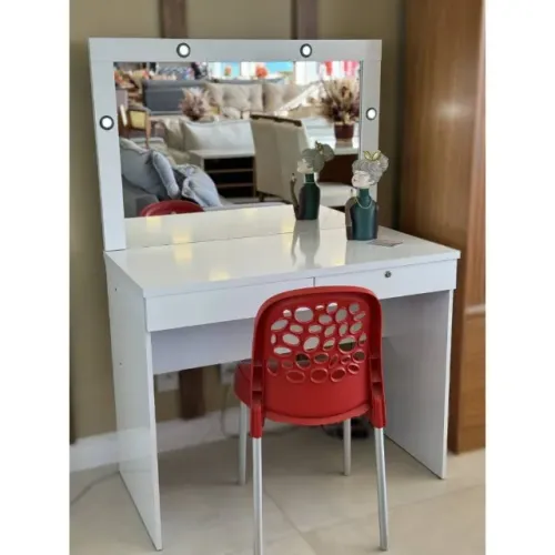 Penteadeira Camarim capricho com luz e comeia divisoria