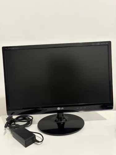 TV Monitor 22"