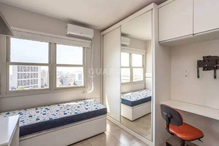 Kitnet/JK/Studio mobiliado para aluguel, Centro Histórico - Porto Alegre/RS