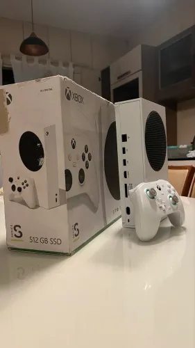 Xbox Series S + Controle GameSir G7 SE 
