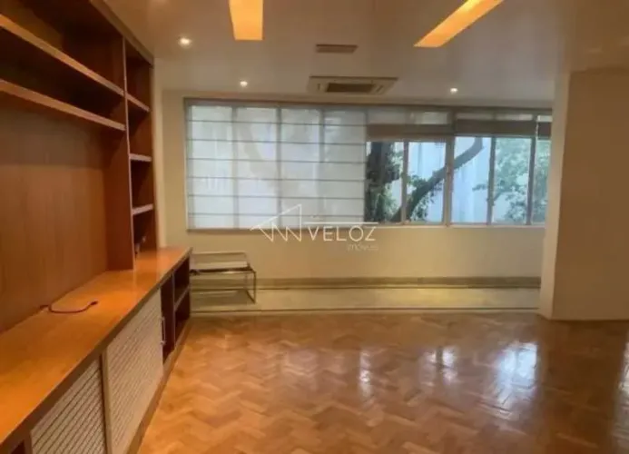 Apartamento : Padrão / Residencial / Leblon