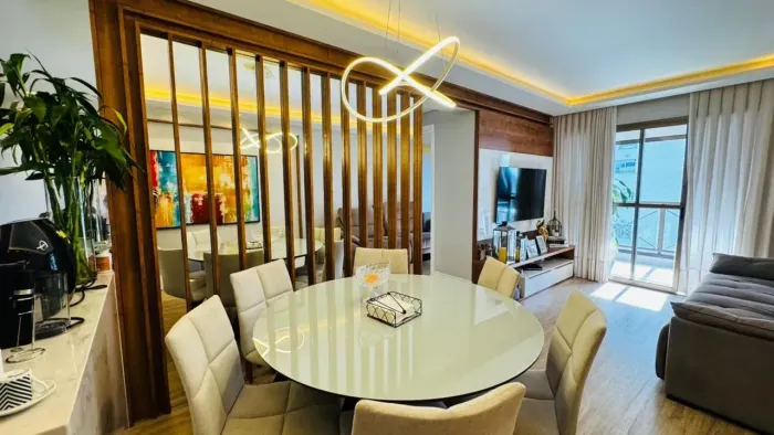 Apartamento mobiliado para locação no Bigorrilho com 85 m², 3 quartos, 1 suíte e 2 vagas