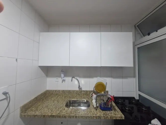 Cozinha Modulada Madesa (Menos de 1 ano de uso) - Torre, Balcão e Aéreos
