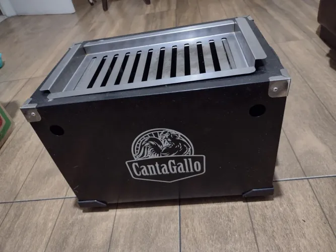 Churrasqueira Netão portátil a carvão Cantagallo