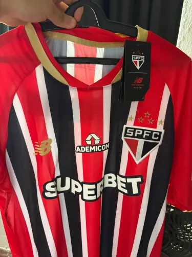 Camisa São Paulo FC 2025 - Reserva (Listrada) - New Balance - Oficial com Etiqueta