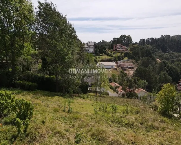 Lindo Terreno à Venda no Alto da Boa Vista - Campos do Jordão/SP