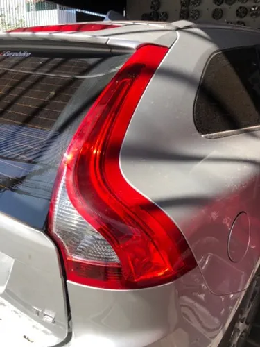 Lanterna volvo Xc60 2013