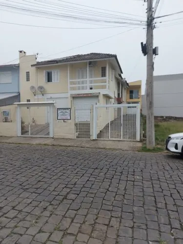 Venda de Sobrado em Caxias do Sul-RS, bairro Morada Dos Alpes