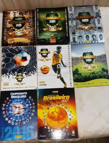 ÁLBUM DE FIGURINHAS FUTEBOL