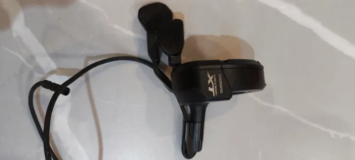 Passador Shimano XT, DI2, esquerdo.