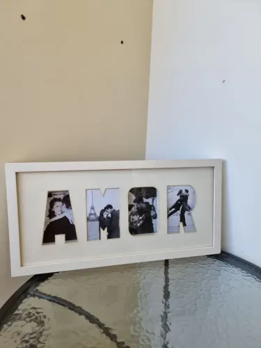 Porta-retratos Amor com 4 Fotos - Decoração Romântica