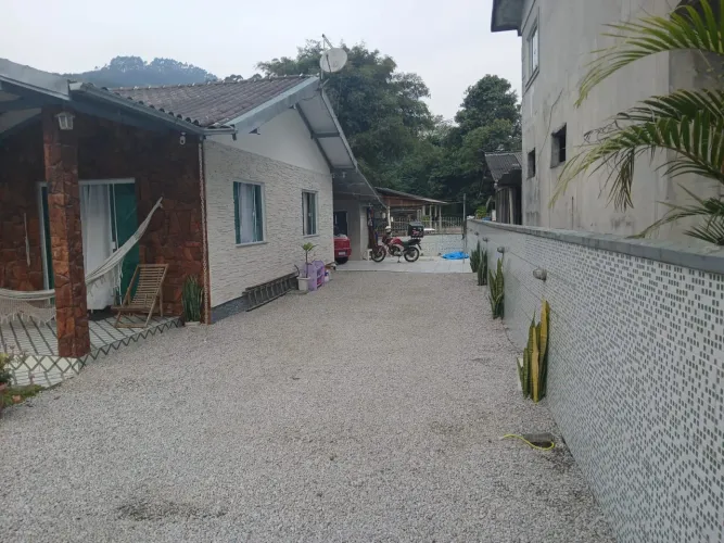 Linda casa a venda em Biguaçu , Saudade !!!