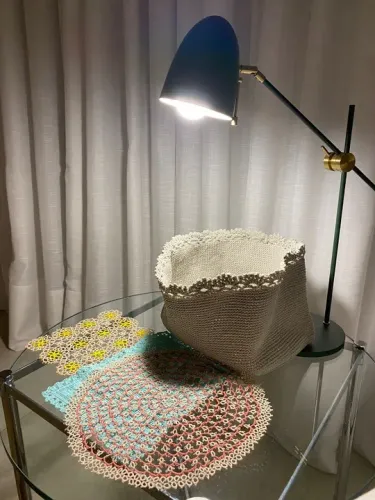 Decoração cachepô crochê italiano + 3 toalhinhas em crochê 
