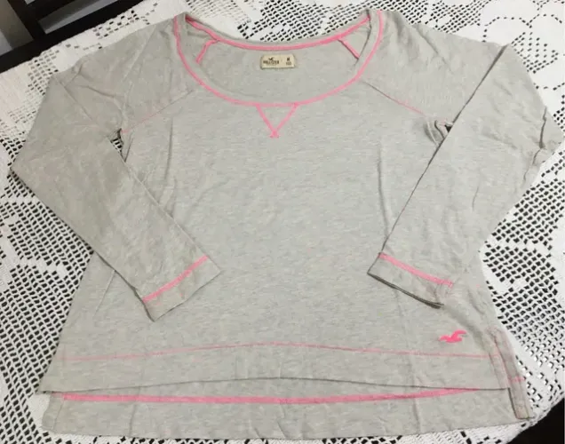 BLUSA FEMININA HOLLISTER - TAM. M - NOVA e ORIGINAL