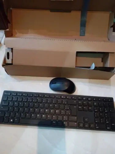 Kit Teclado e Mouse sem fio Dell