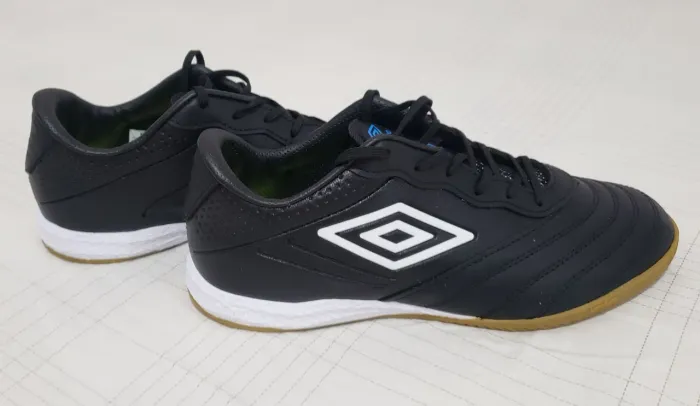 Tênis/Chuteira Premier Tocco para Futsal da Umbro - Tamanho 41 - Novo