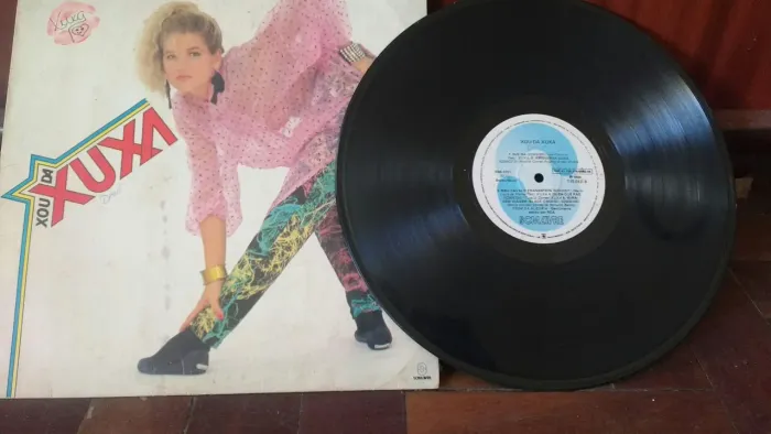 Discos de vinil (Xuxa, Eliana, Os Abelhudos e Barbie)o