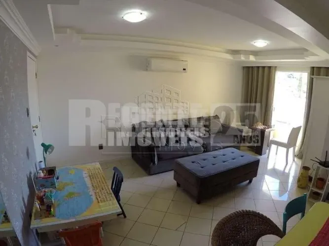 Apartamento duplex espaçoso na Trindade em Florianópolis
