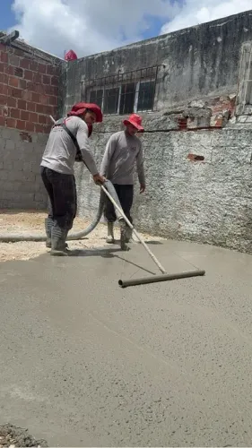 Serviço de aplicação de concreto - equipe experiente