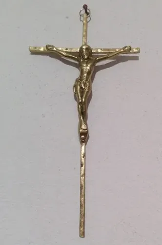 1 crucifixo em bronze