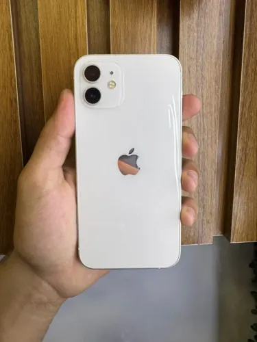 iPhone 12 branco 