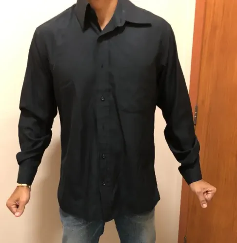Camisa Social Manga Longa. Semi-Nova. Estilosas, Importadas e Originais. R$ 50,00 cada R$ 