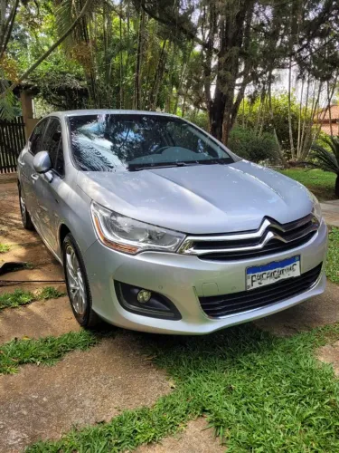 C4 Lounge Exclusive 1.6 Turbo 2014 - Blindado