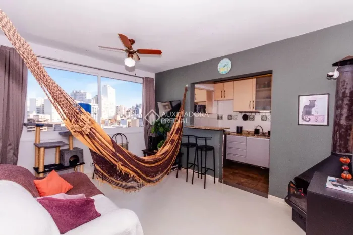 Linda cobertura duplex com 100 m² de área privativa e vista espetacular das janelas e terr
