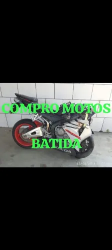 Moto batida