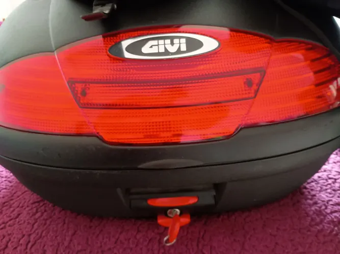 Bagageiro capacete roupa de chuva para moto