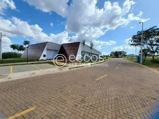 Terreno em condomínio à venda, Laranjeiras - Uberlândia/MG