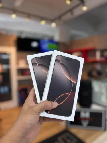 iPhone 16 Pro Max novo com 1 ano de garantia 