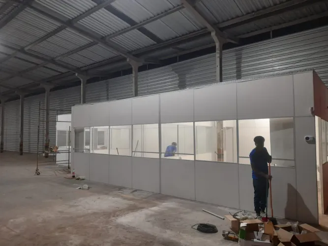 DIVISÓRIA EM EUCATEX E DRYWALL