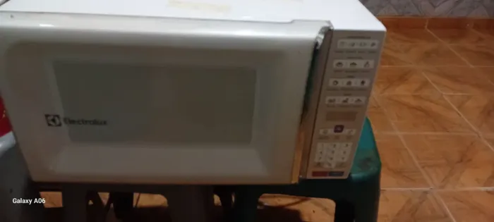Micro-ondas das com defeito