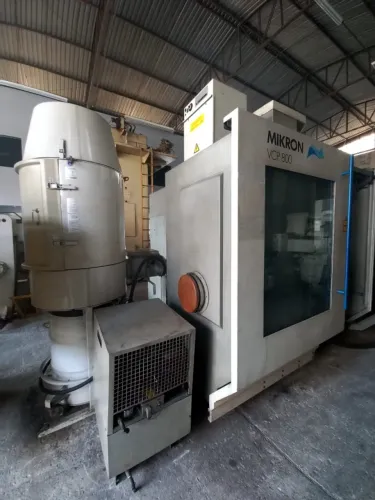 CENTRO DE USINAGEM MIKRON VCP800 ANO 2001 HEIDENHAIN
